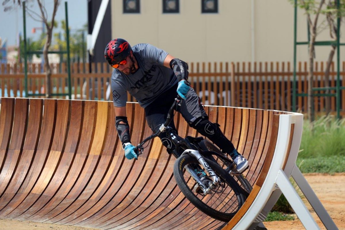 Outdoor bmx online tracks near me