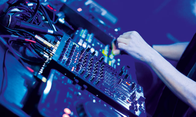 How To Be A Dj | Time Out Abu Dhabi
