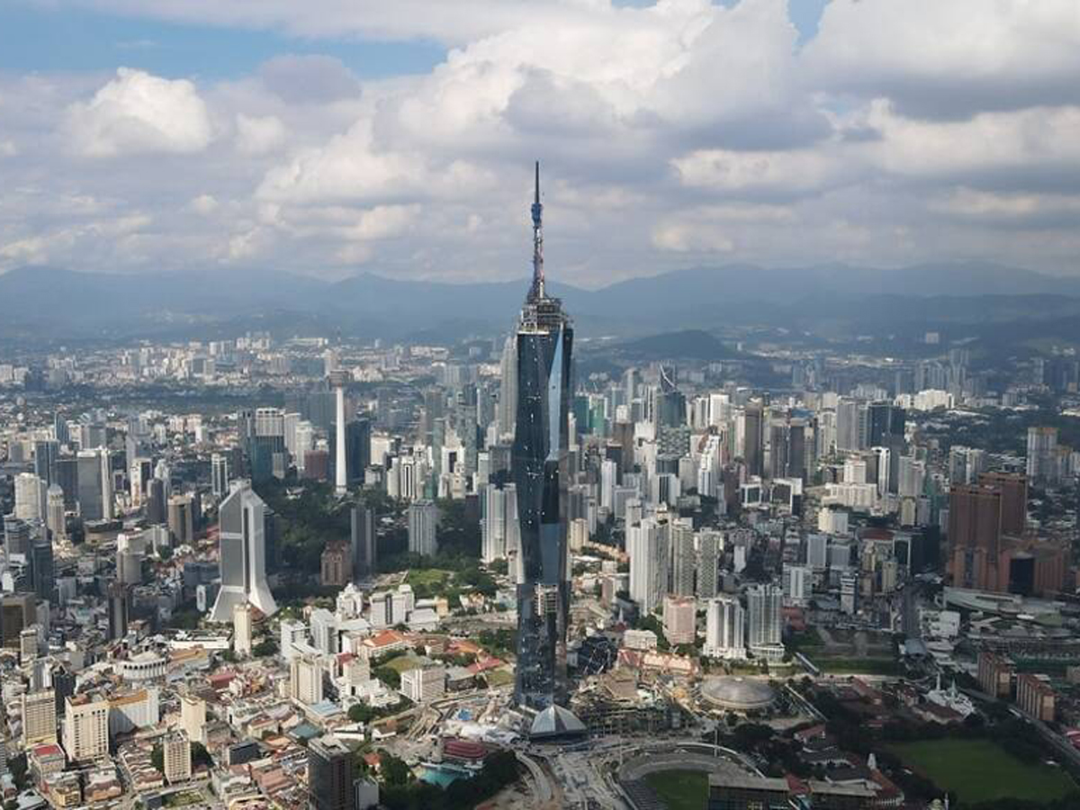 The worldu0027s second-tallest skyscraper has just been completed 