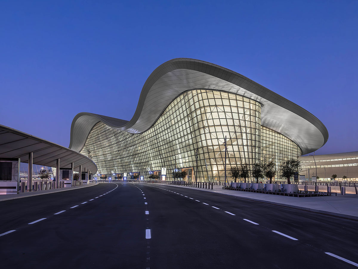 record breaking abu dhabi airports zayed international airport